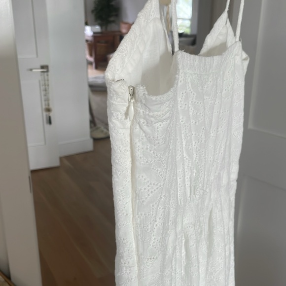 Veronica Beard Alondra Eyelet Lace Ruffle Tiered Maxi Dress in Small - Picture 5 of 9